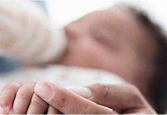 超声波母乳分析仪为新妈妈们支招初生宝宝不会吸奶怎么办