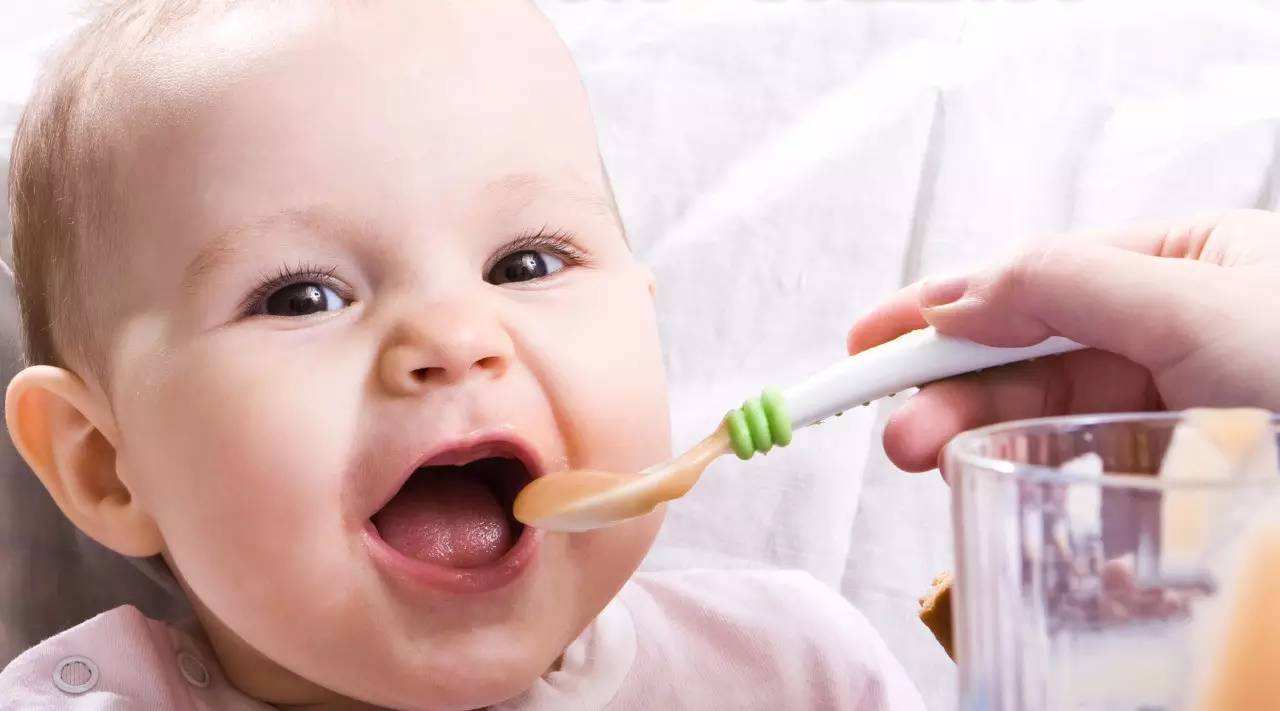 超声母乳分析仪之宝宝添加辅食的时期