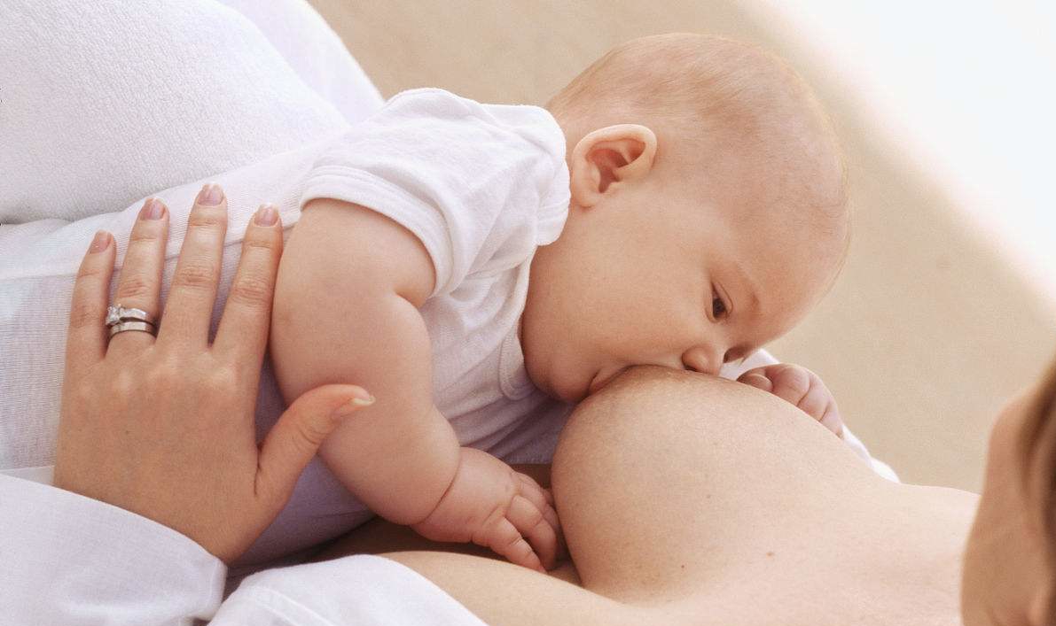 母乳分析仪之乳汁喂养的对宝宝和妈妈都有好处