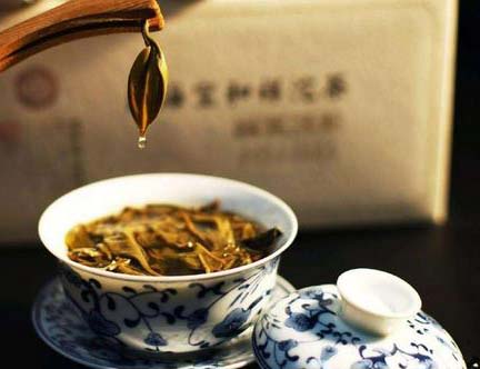 产妇能不能喝茶叶水对宝宝有没有影响母乳检测仪厂家来分析 产妇能不能喝茶叶水对宝宝有没有影响母乳检测仪厂家来分析
